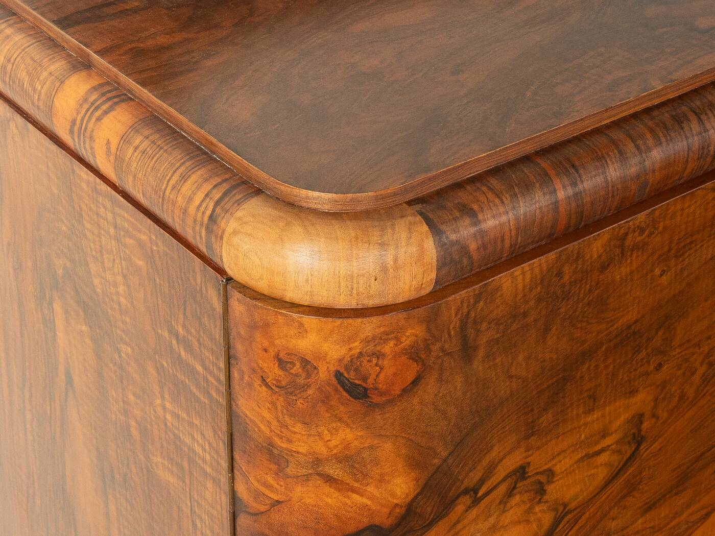 Buffet Art Déco des années 1920