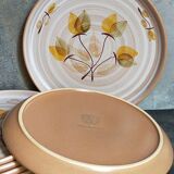 Six Niderviller stoneware plates with vintage plant décor