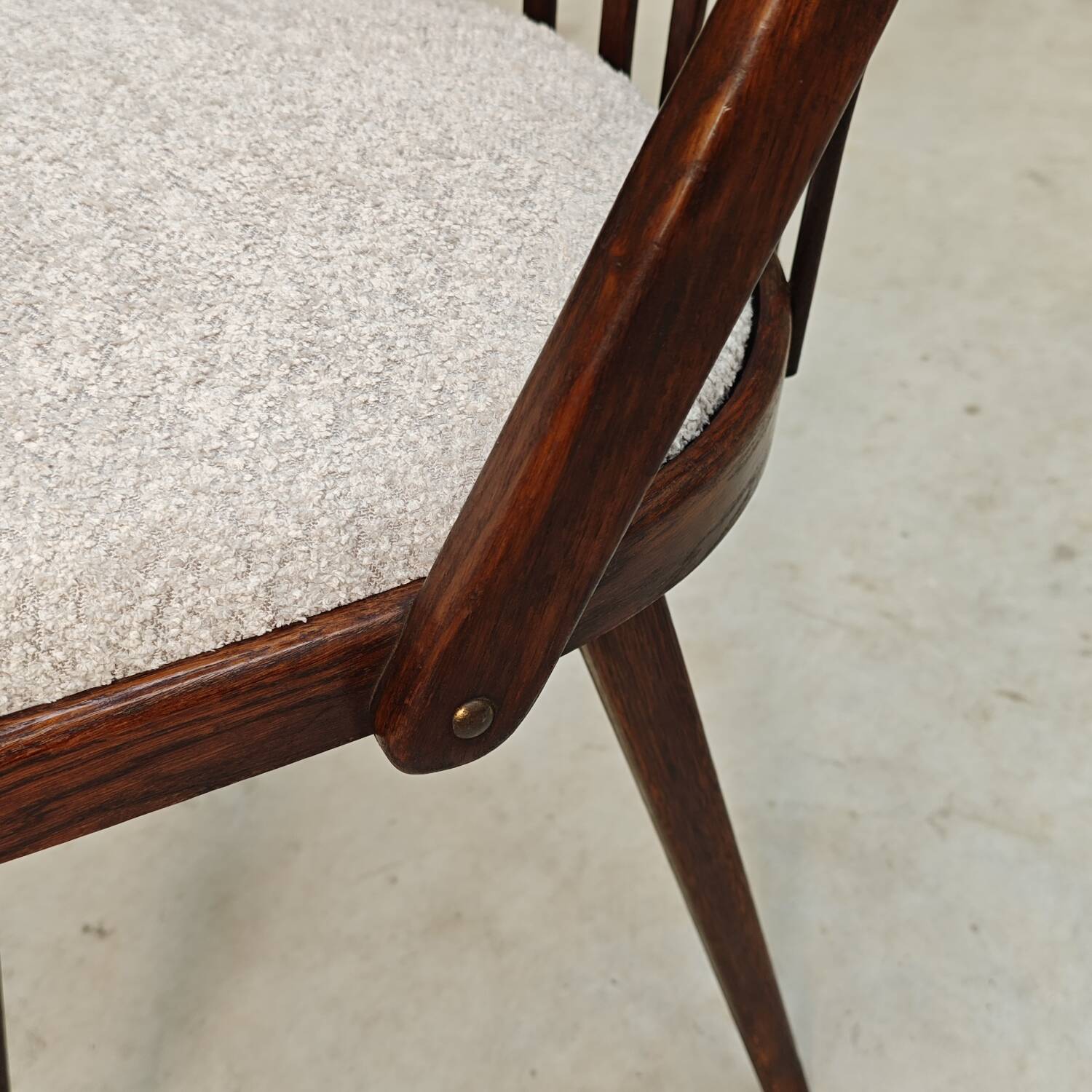 Set of 4 grey bouclette chairs by Antonin Suman