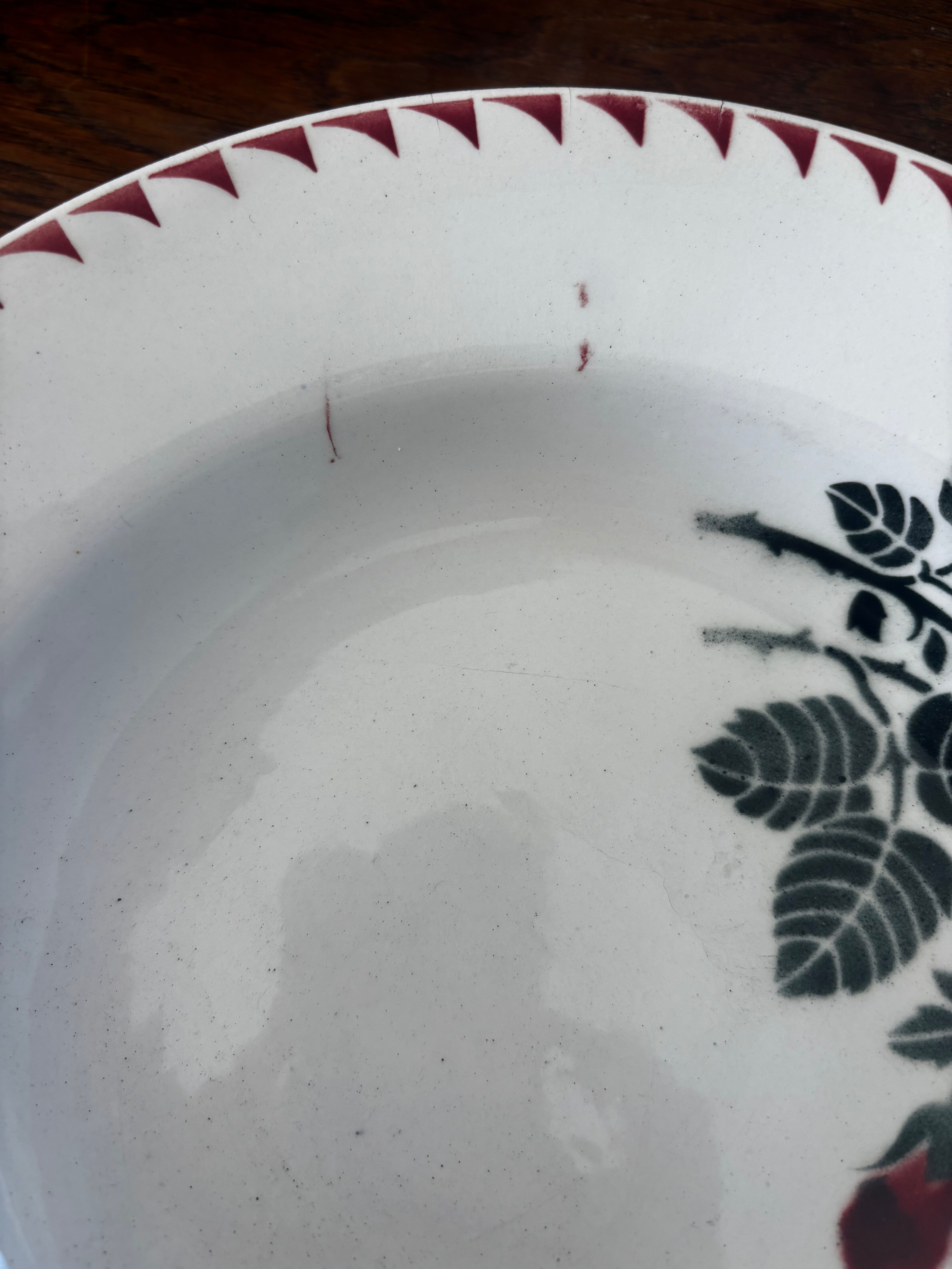 Vintage lot of 5 deep plates l’amandinoise café mars