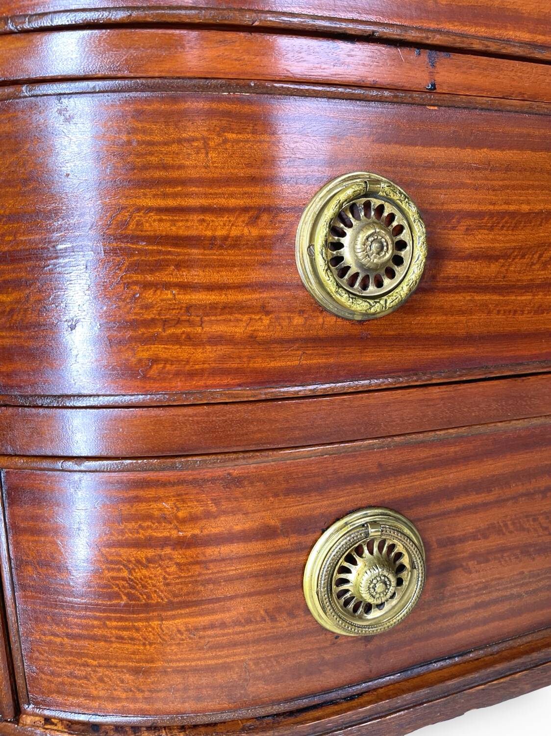 Large half-moon shaped chest of drawers/hall console, 1930s/1940s.