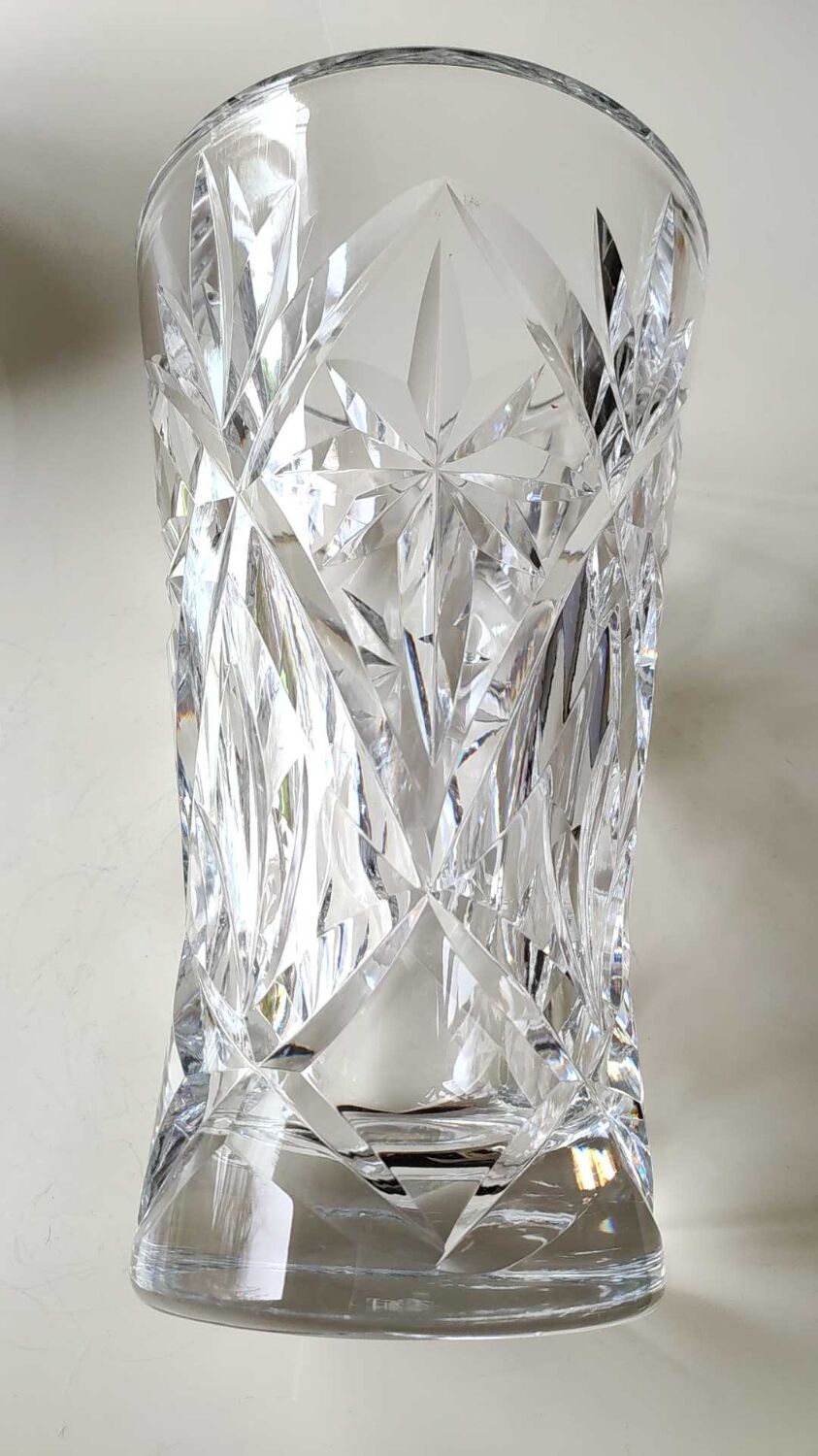 Crystal vase signed Sèvres France, star motifs, crosses, hardwoods