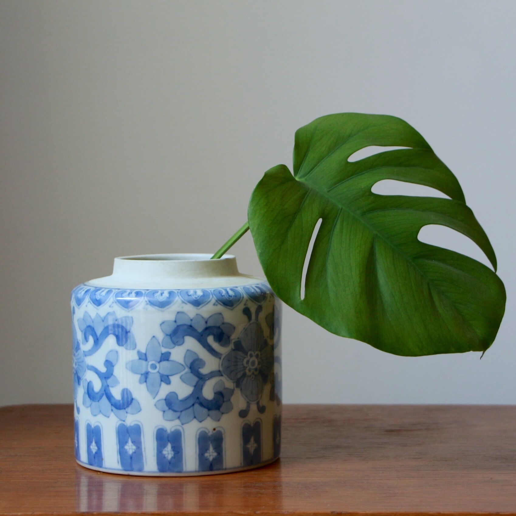 Chinese porcelain vase