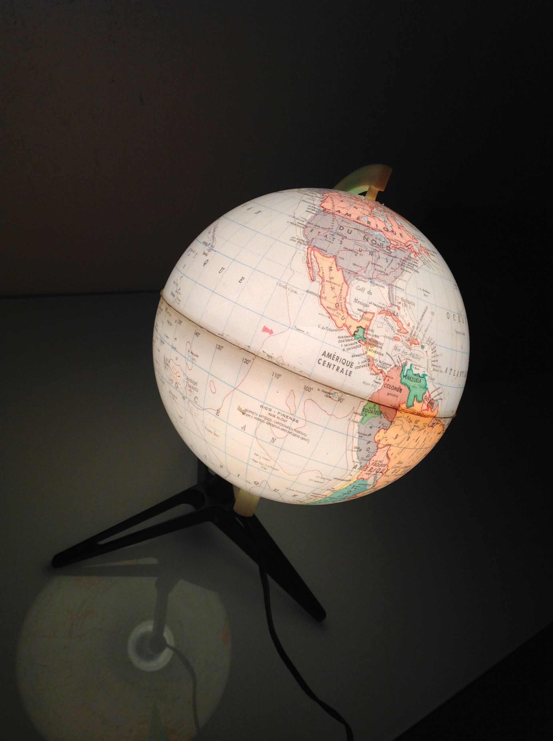 Light globe to tripod foot Rico vintage 60s