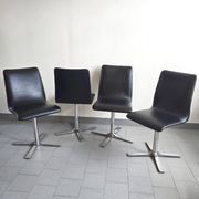 Suite de 4 chaises vintage 1970