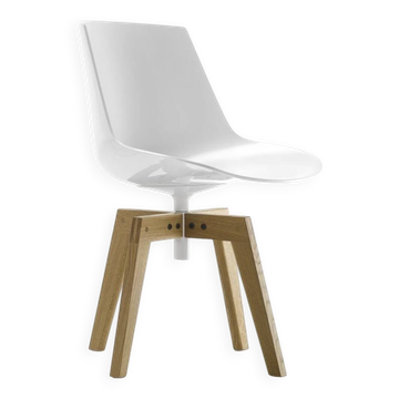Chair design Flow, designer Jean-Marie Massaud