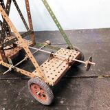 Old toy Meccano scaffolding