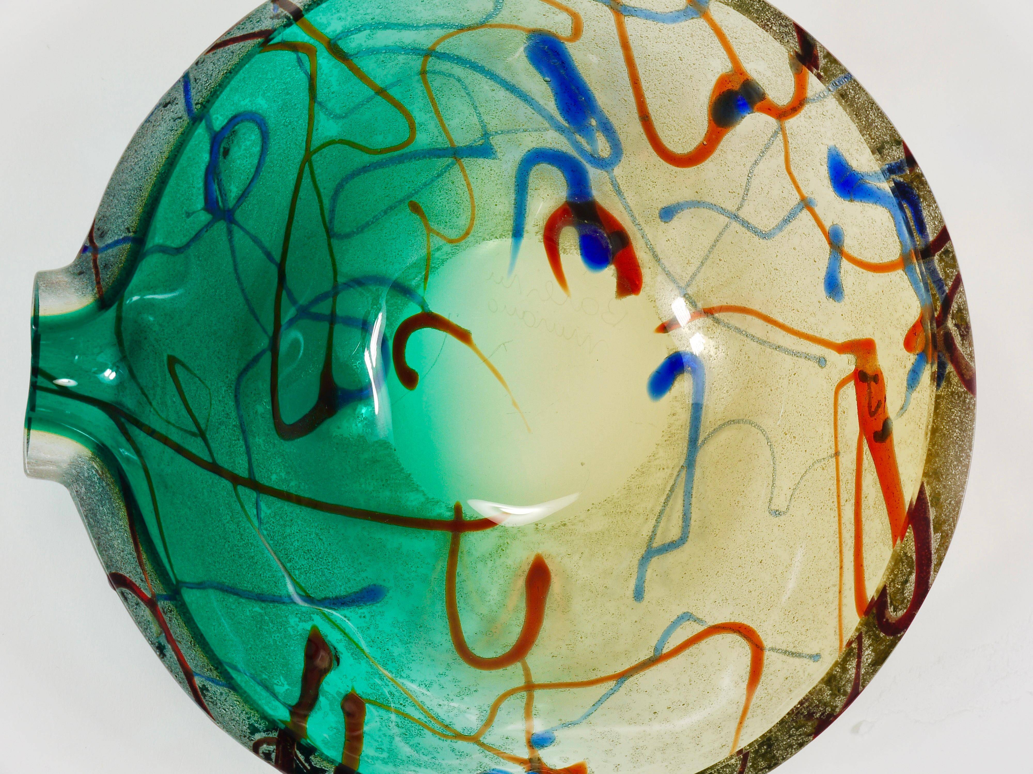 Art glass bowl or ashtray Murano signed Alfredo Barbini, Italy, 1970s.