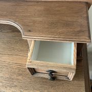 Dressing table