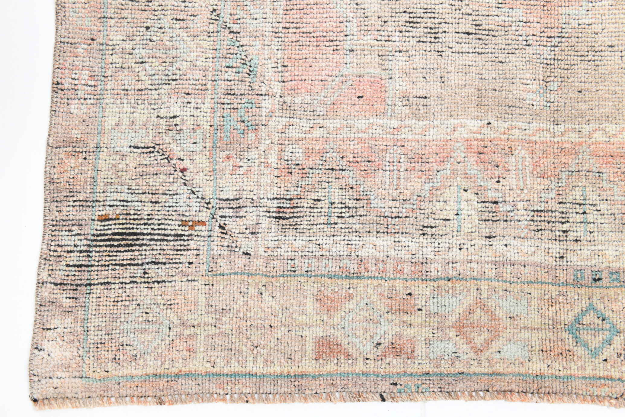 Turkish vintage area rug 221x112cm