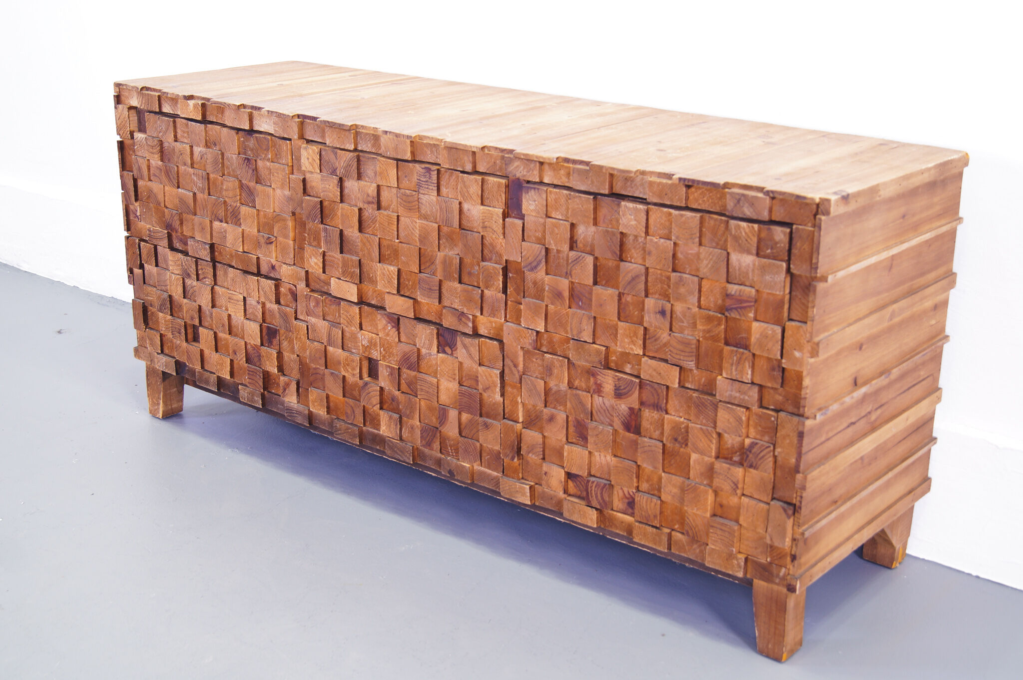 Commode en bois