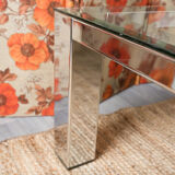 Chrome coffee table with its bisauté glass
