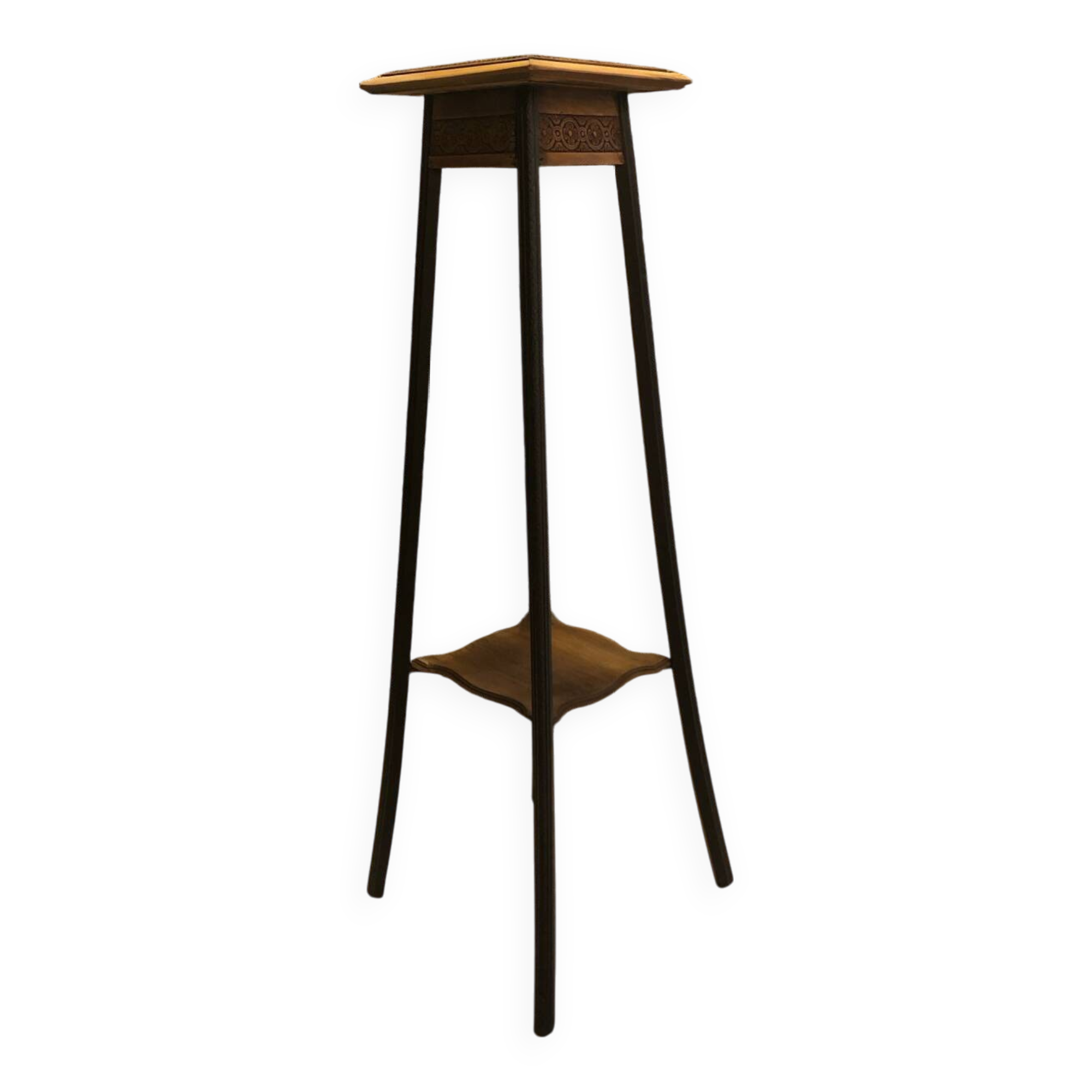 Celestine wooden plant holder
