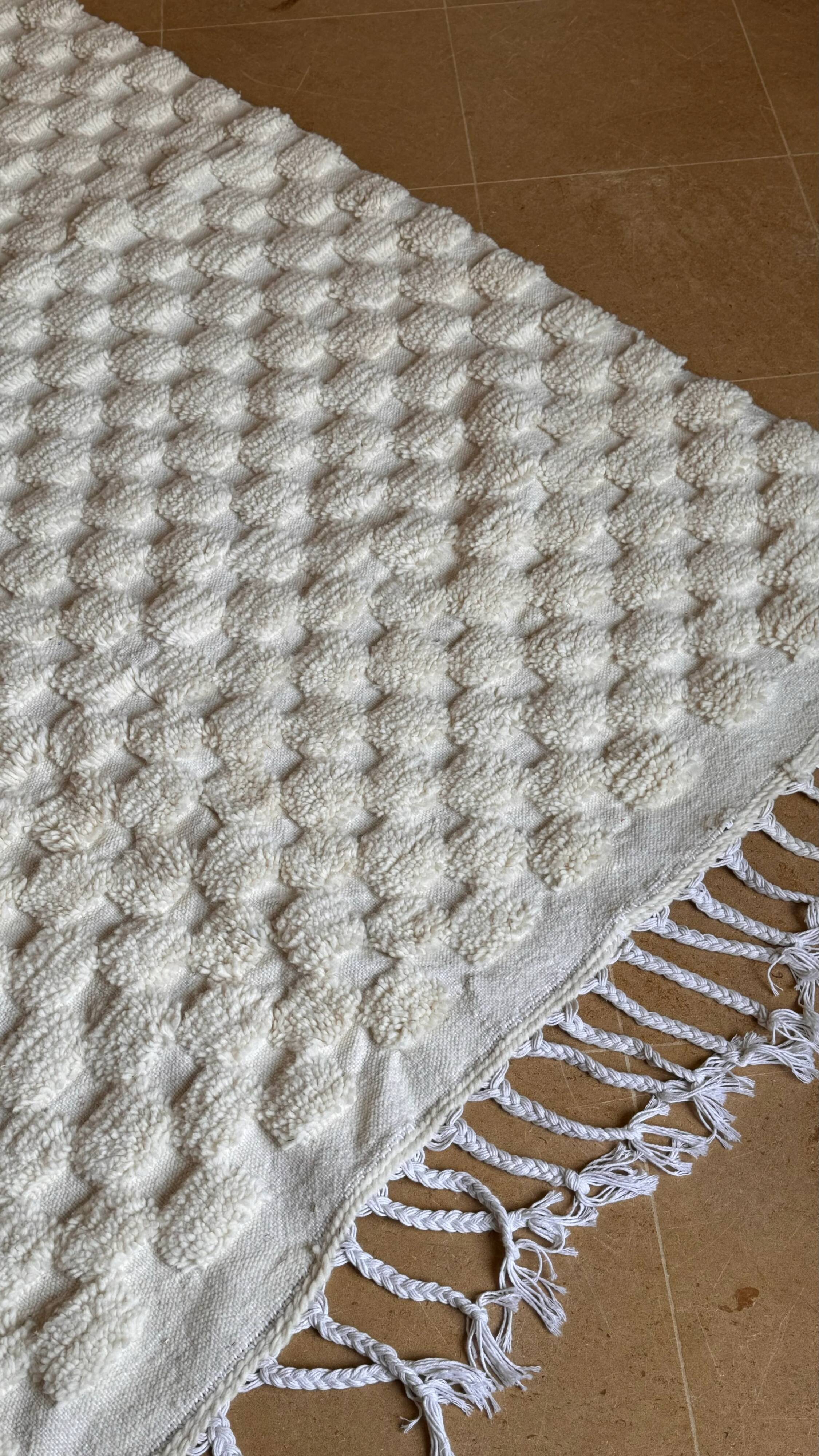 Beni Ouarain rug 244 x 147 cm "Eilan"