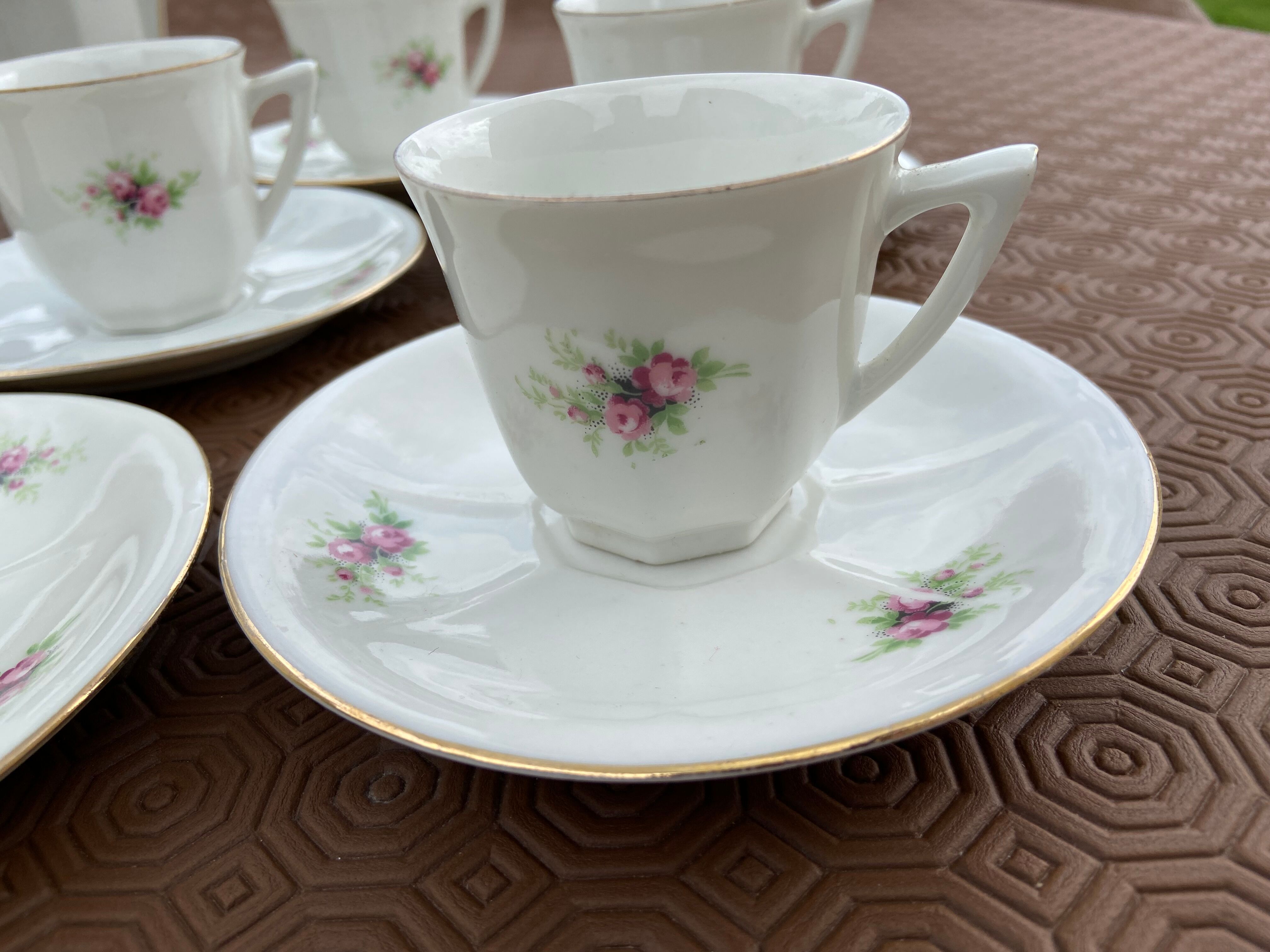 Tea service 18 pieces