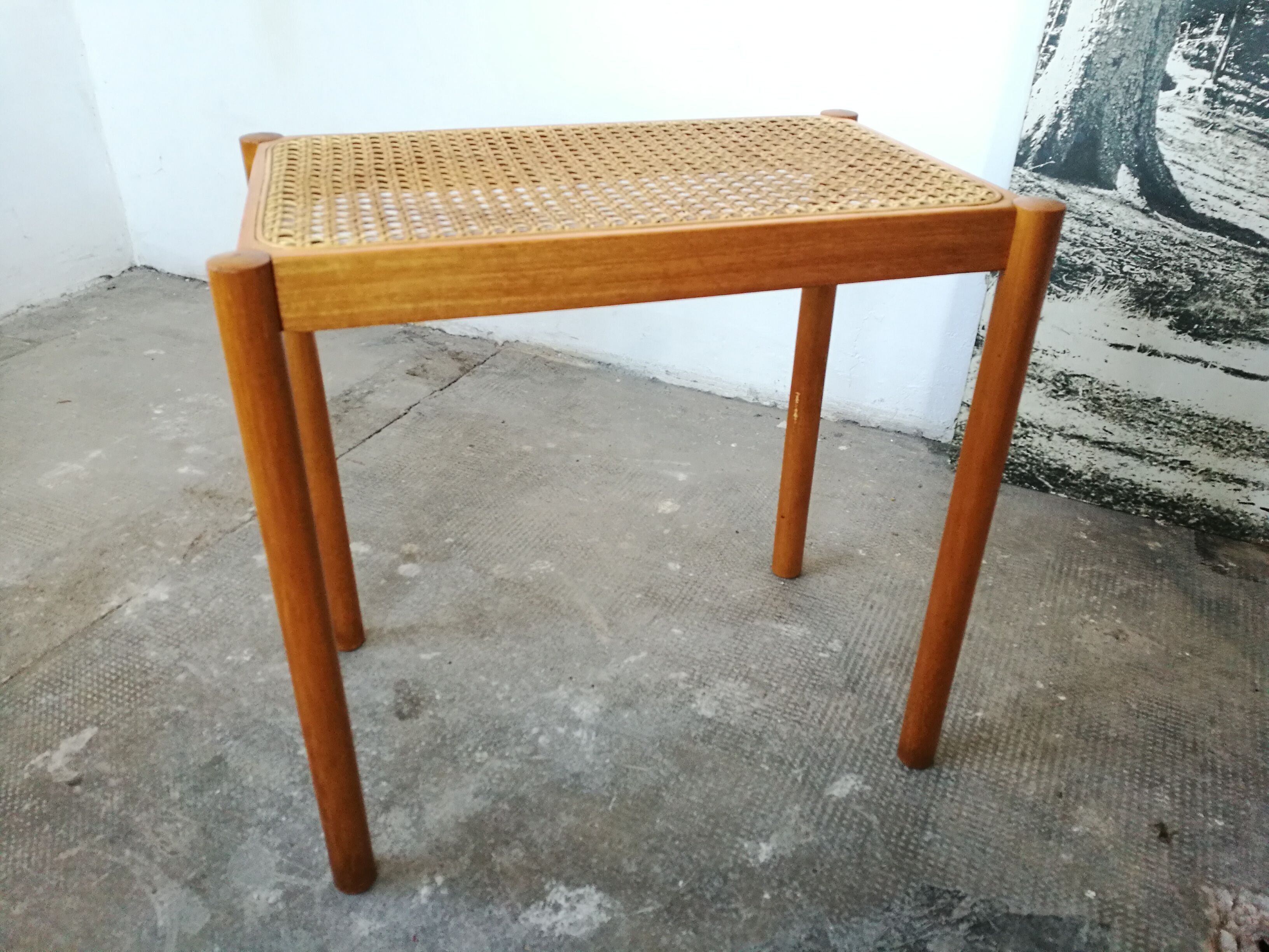 Table, canned vintage sofa tip