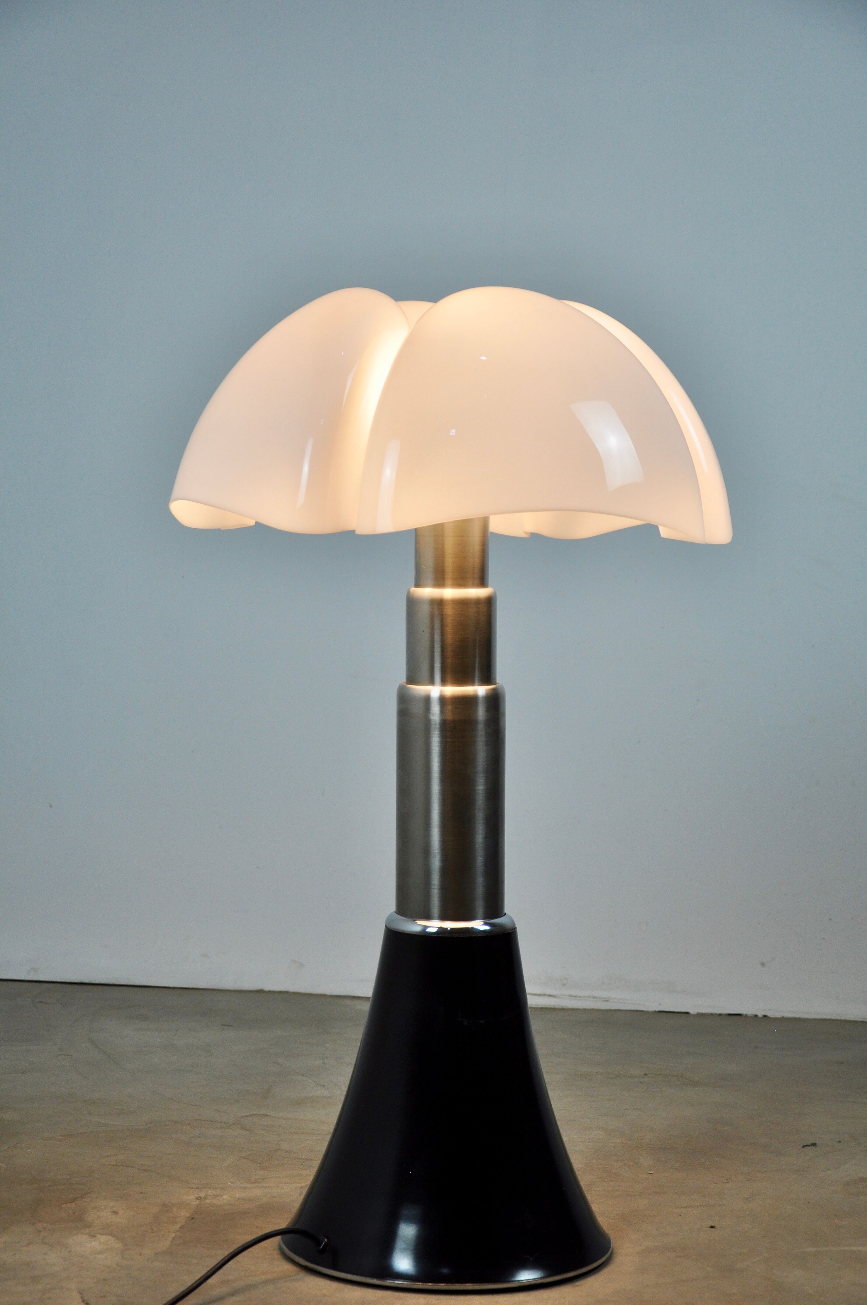 Pipistrello table lamp by Gae Aulenti for Martinelli Luce, 1960s