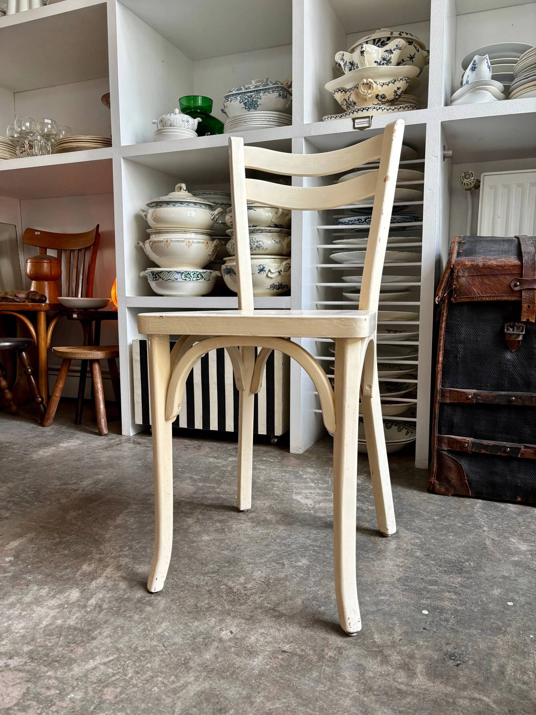 Bent beech bistro chair in beige number 1