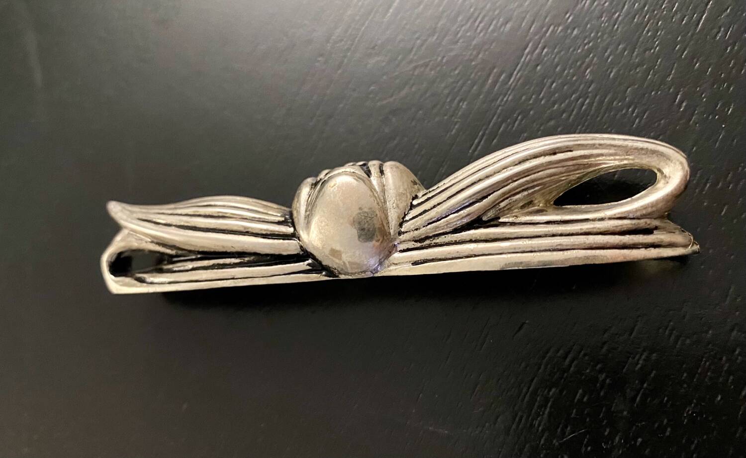 6 metal bow-shaped knife holders