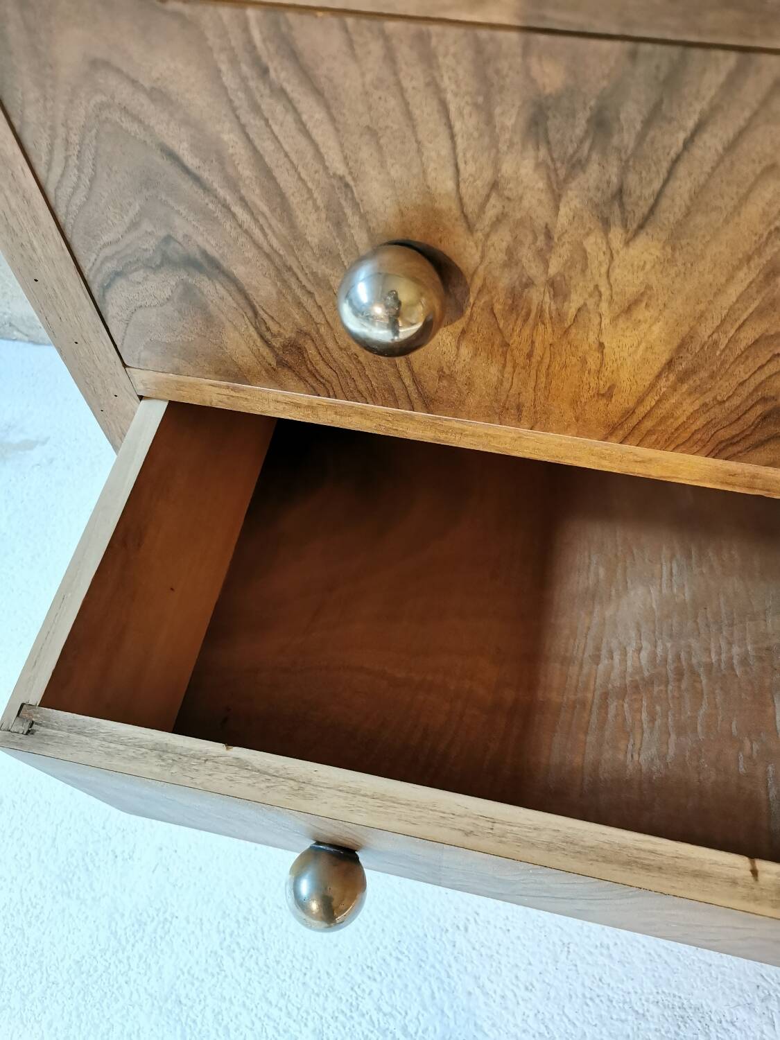 Art Deco chest of drawers