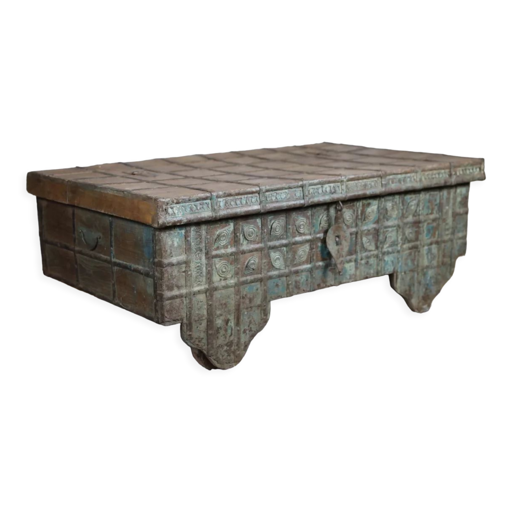 Low chest with metal closure and top opening.