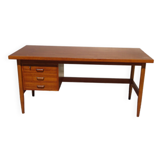 Large Scandinavian style desk