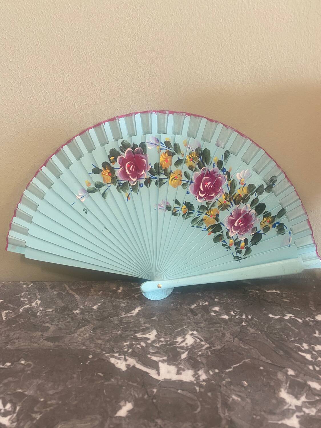 Éventail turquoise