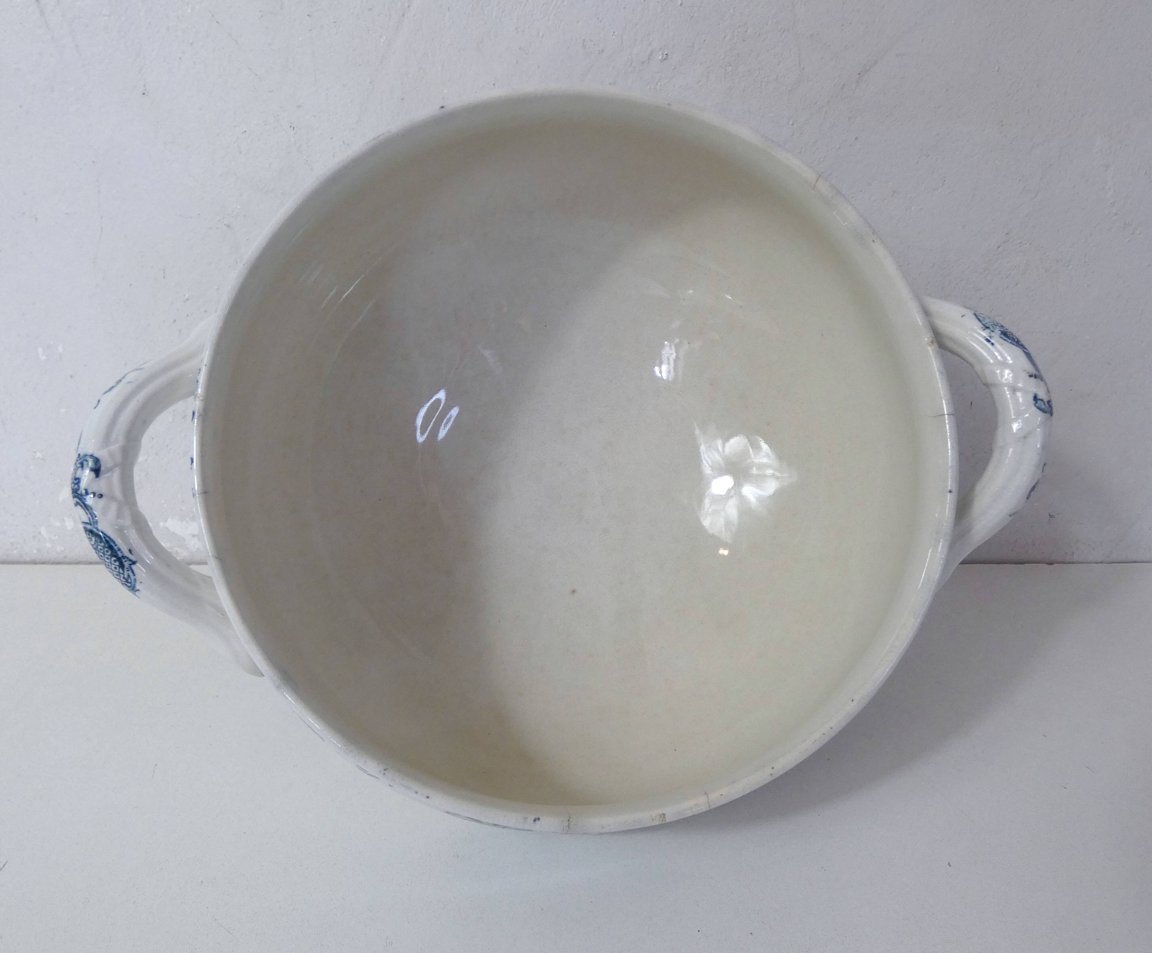 Iron earth tureen flowers althaea