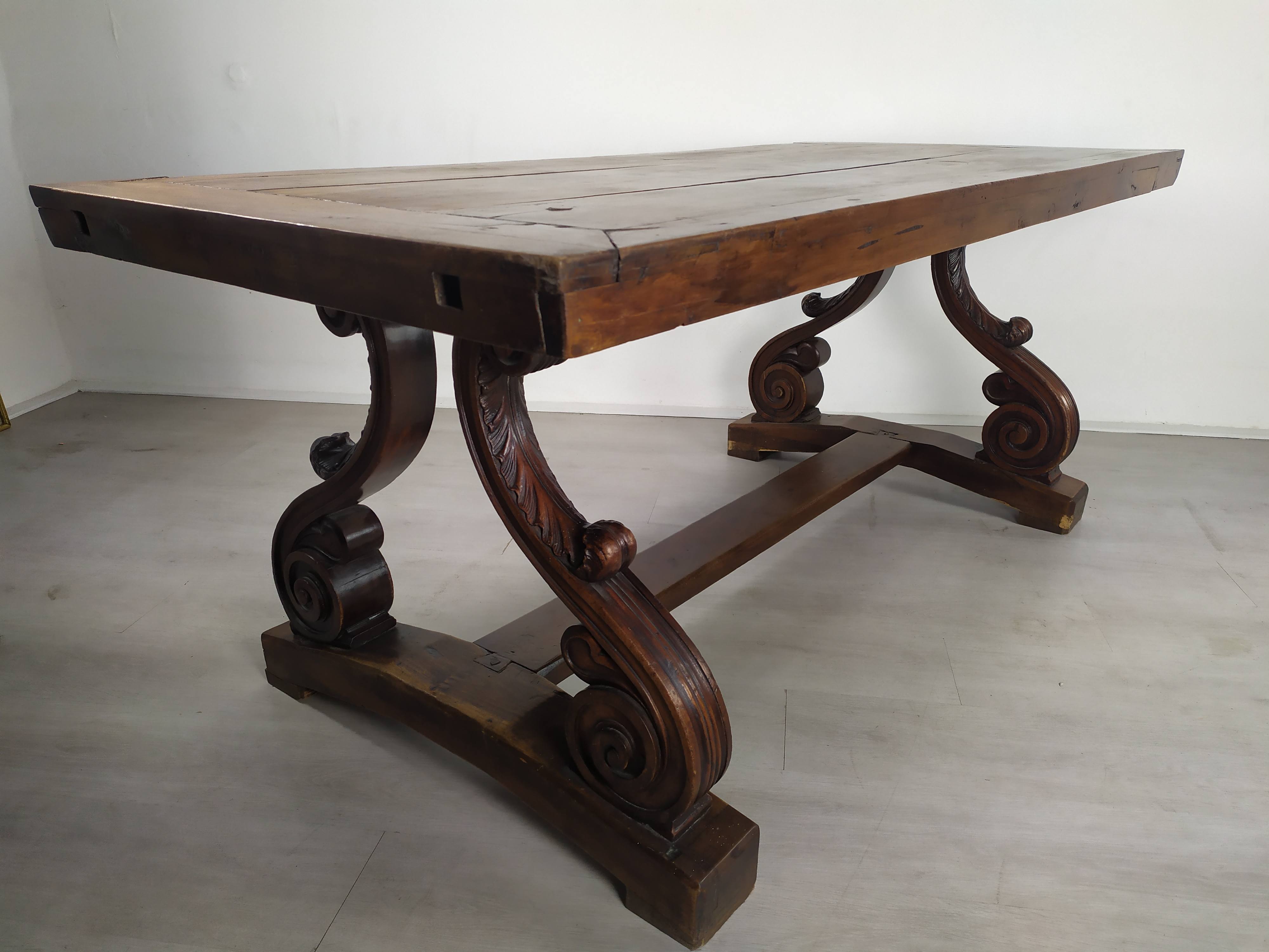 Spanish renaissance table