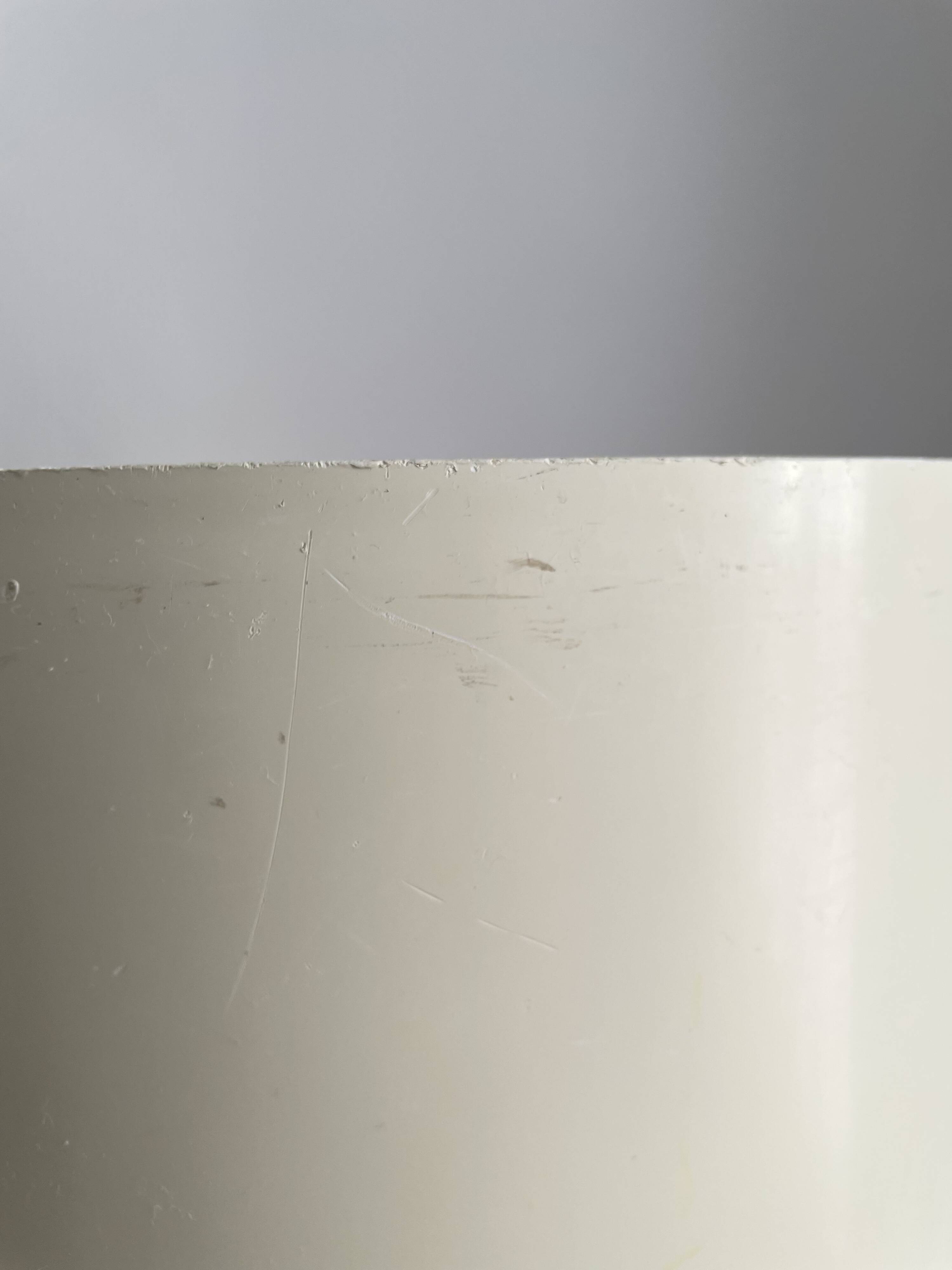 Kartell Gino Colombini white plastic umbrella stand from the 70s