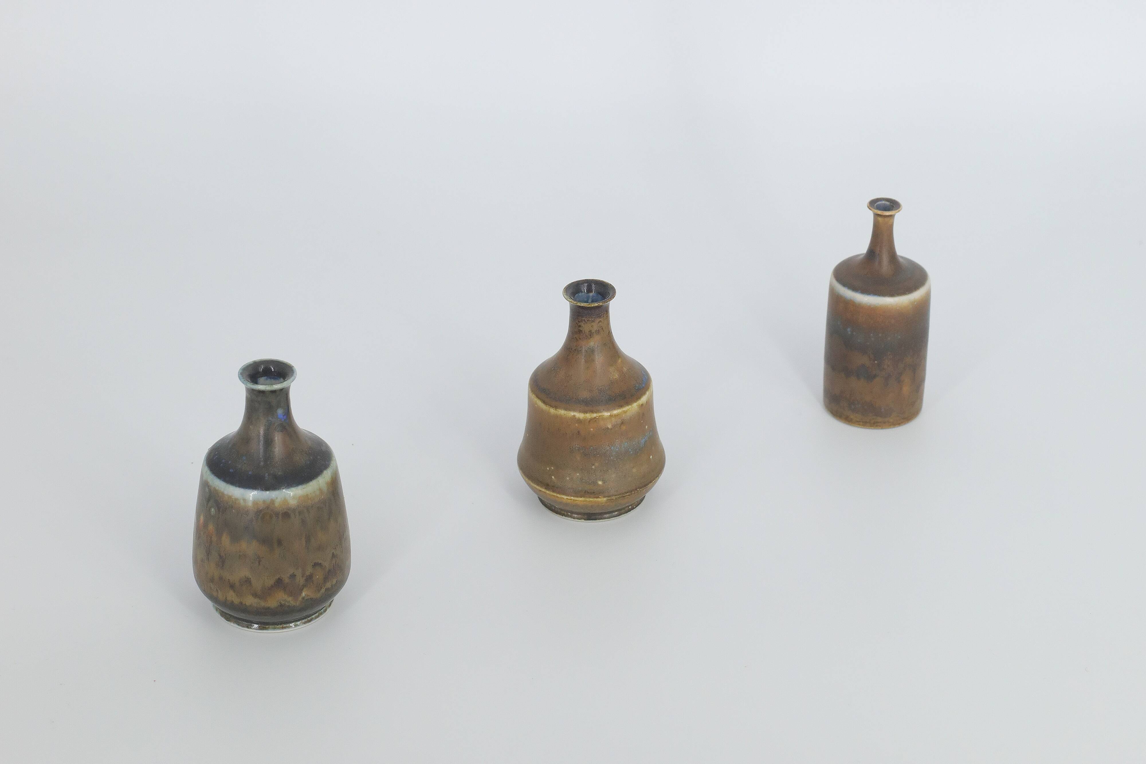 Small Mid-Century Scandinavian Modern Collectible Vase in Earthy Brown Stoneware by G. Borg, Set of 3