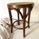 Tabouret en bois et cannage style bistrot