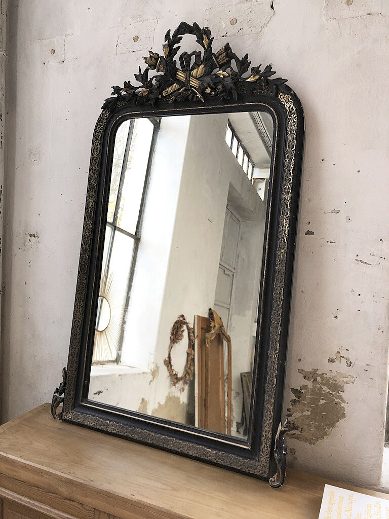 Louis Philippe mirror with pediment - 136x83cm