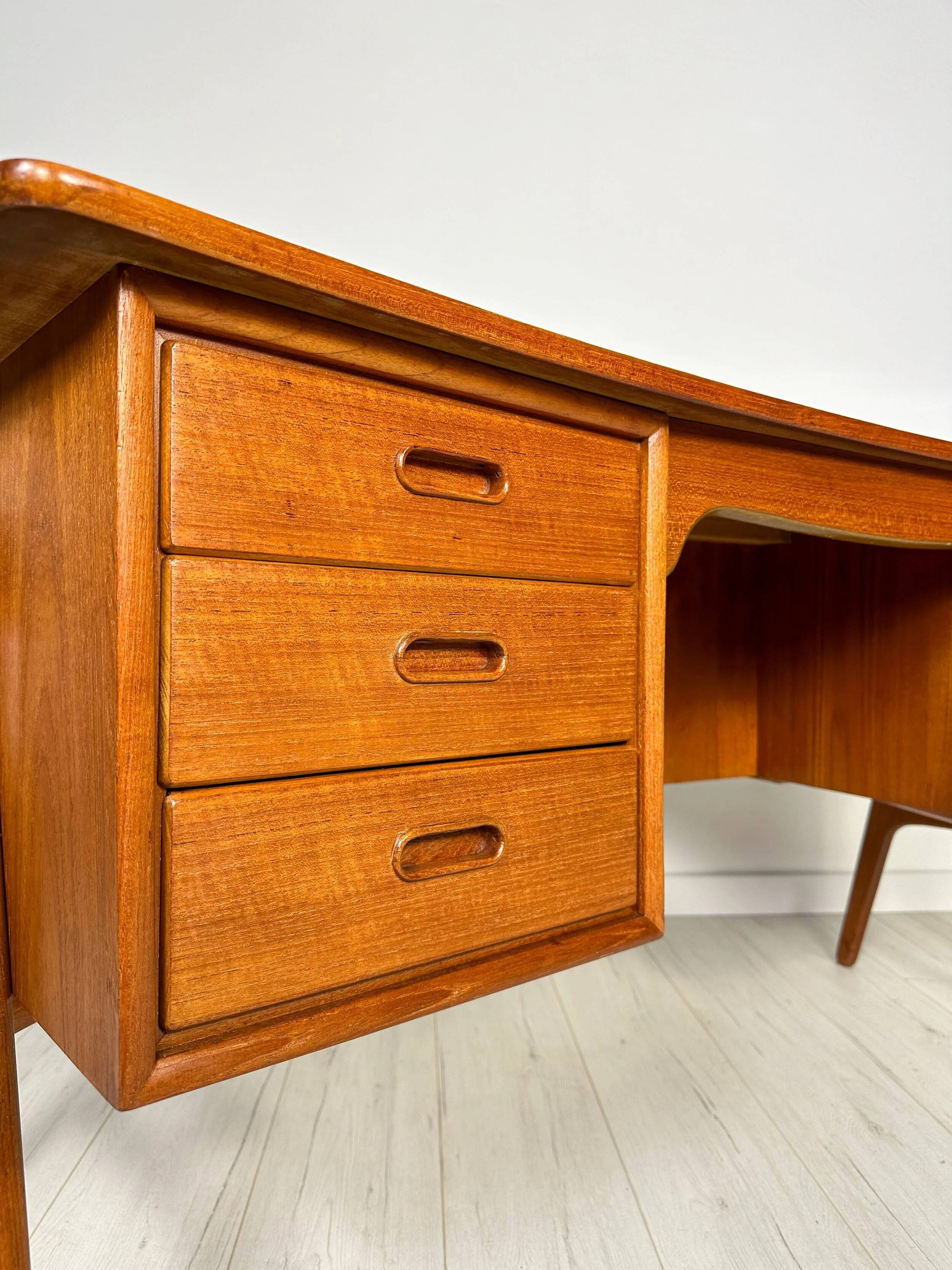 1960s Vintage Curved Teak Writing Desk by Svend Aage Madsen