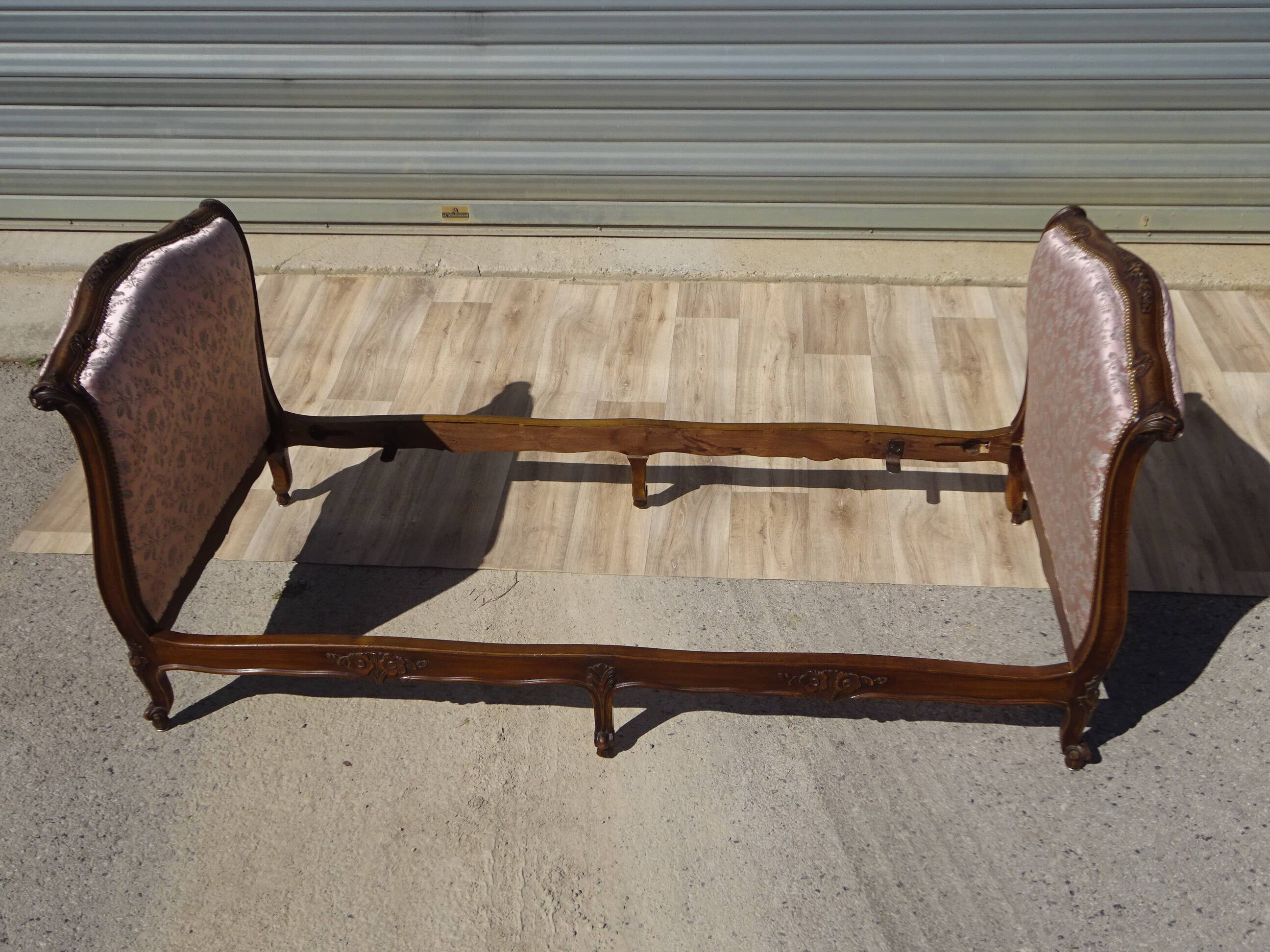 Louis XV style sofa bed
