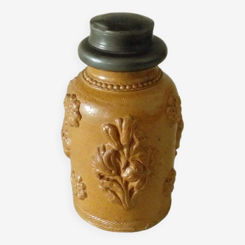 Tobacco pot snuff bottle snuff bottle in Beauvaisis stoneware 19th century