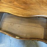 C19th Mahogany Chest Of Drawers Of Serpentine Outline