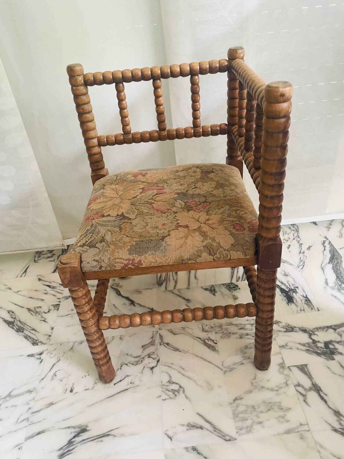 Vintage Art Deco corner chair in bobbin wood and fabric, circa 1930