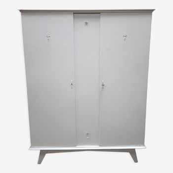 White vintage wardrobe, 2 doors, shelves and wardrobe