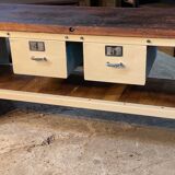 Industrial establishment Air Force Central island workbench