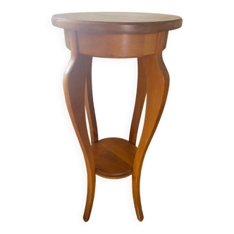 Wooden pedestal table