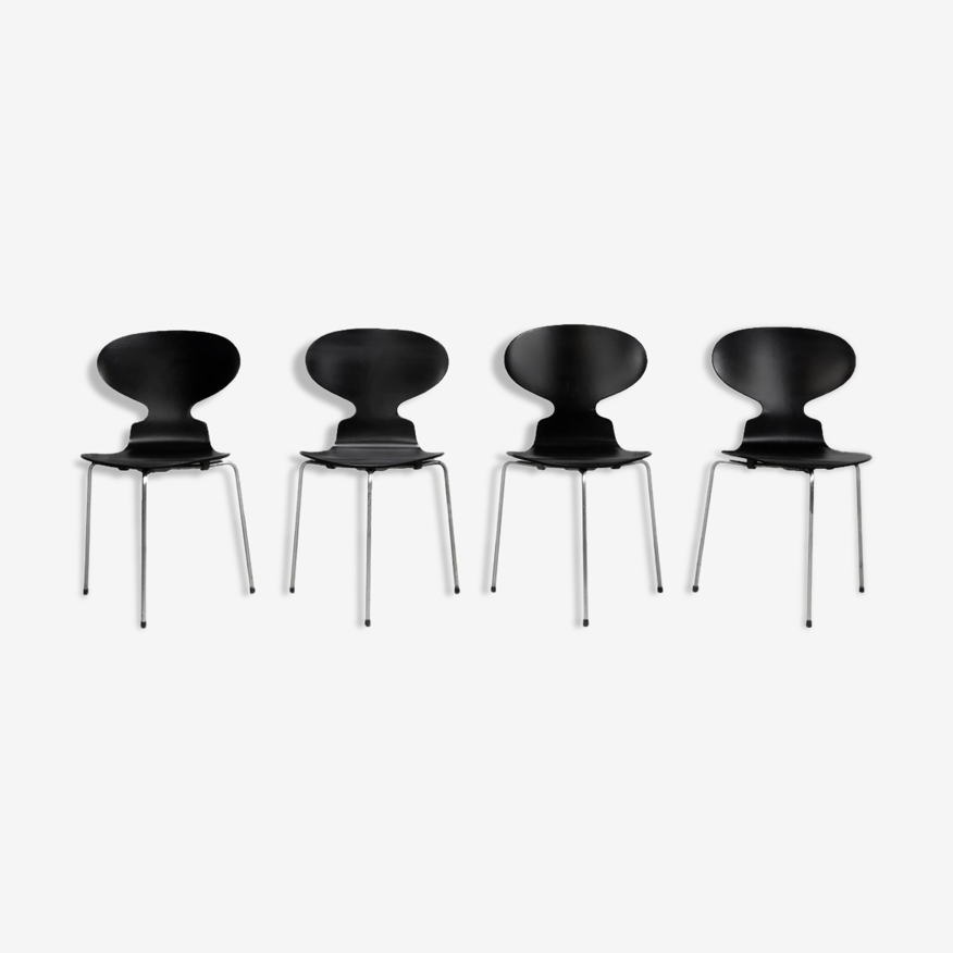 Set de 4 chaises vintage Arne Jacobsen 'Ant' en noir | Selency