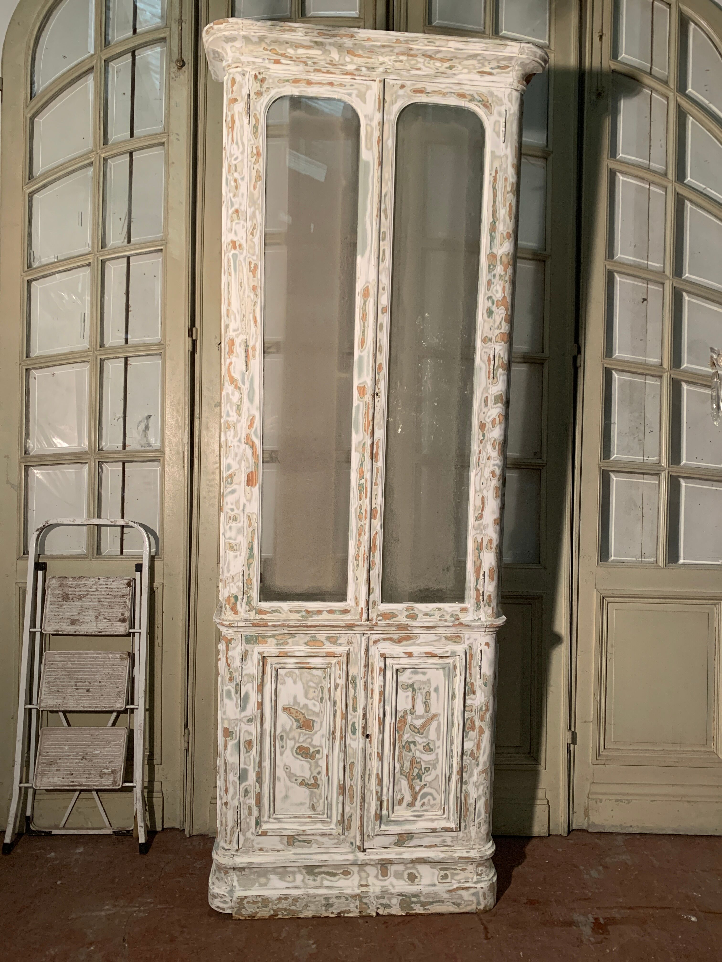 Showcase furniture style lacquered wood XX century