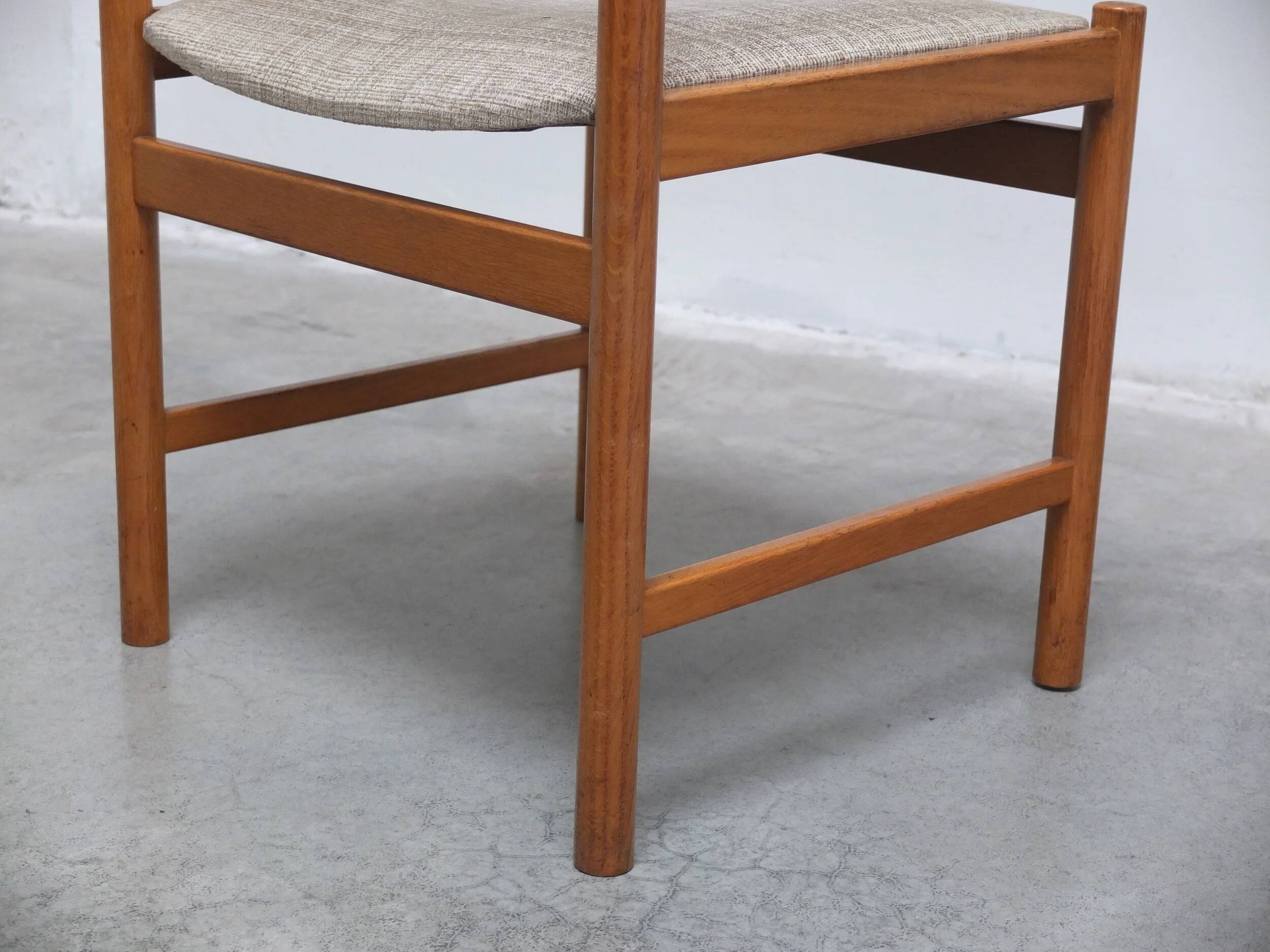 Set of 6 dining chairs in oak by Meubelatelier Vanda Watervliet, 1960s