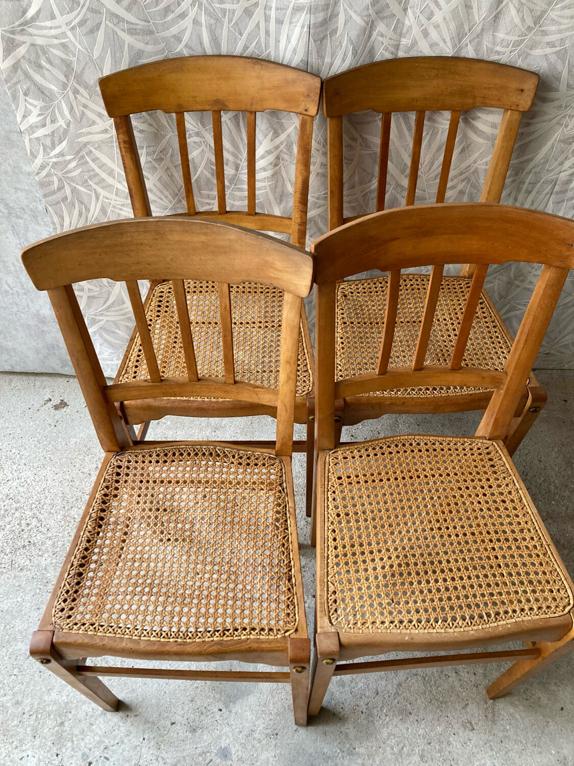 Canned chairs bistrot Stella