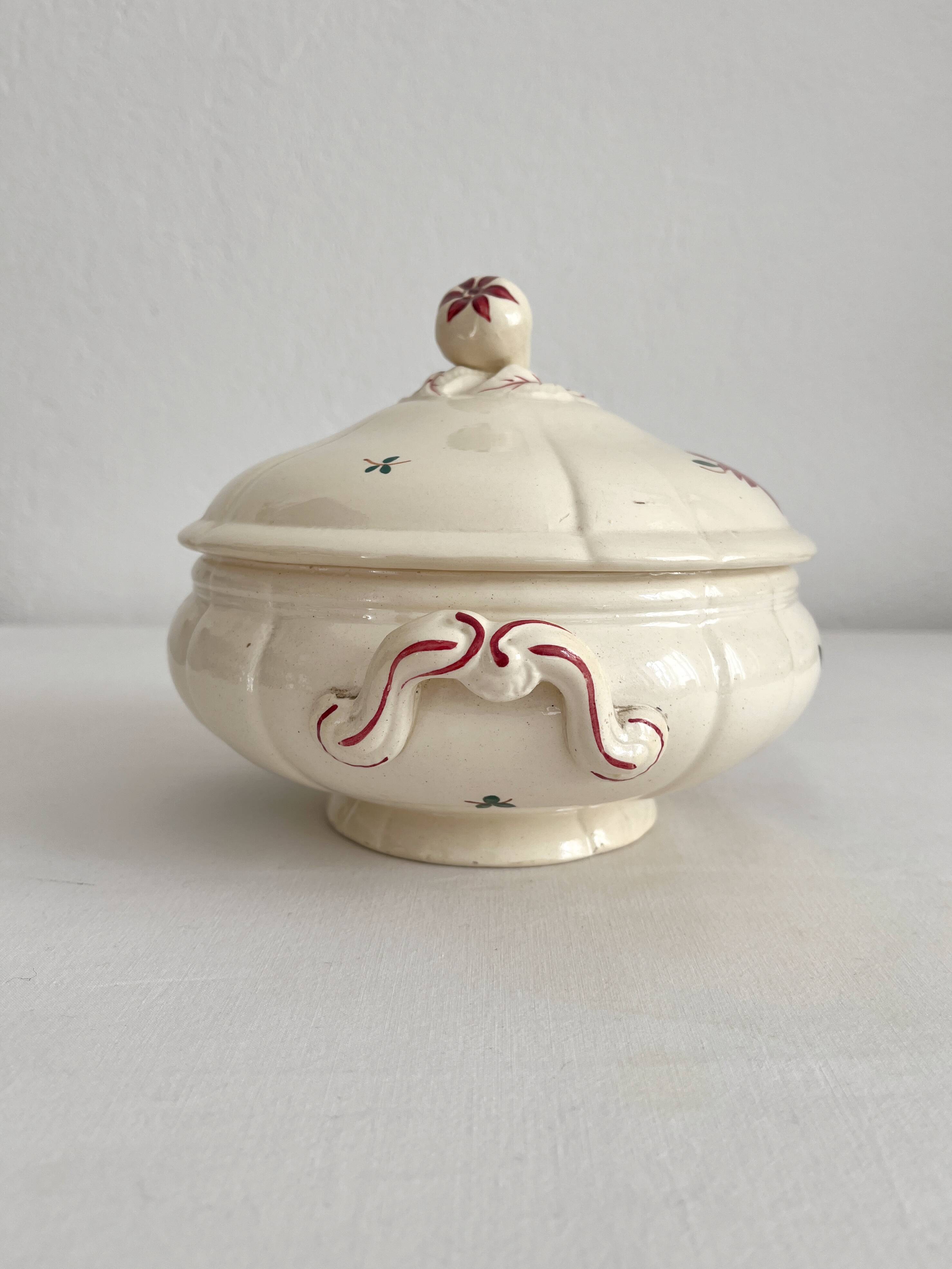 Small vintage ivory earthenware tureen with flowers, Digoin Sarreguemines