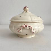 Petite soupière en faïence ivoire fleurs Digoin Sarreguemines vintage