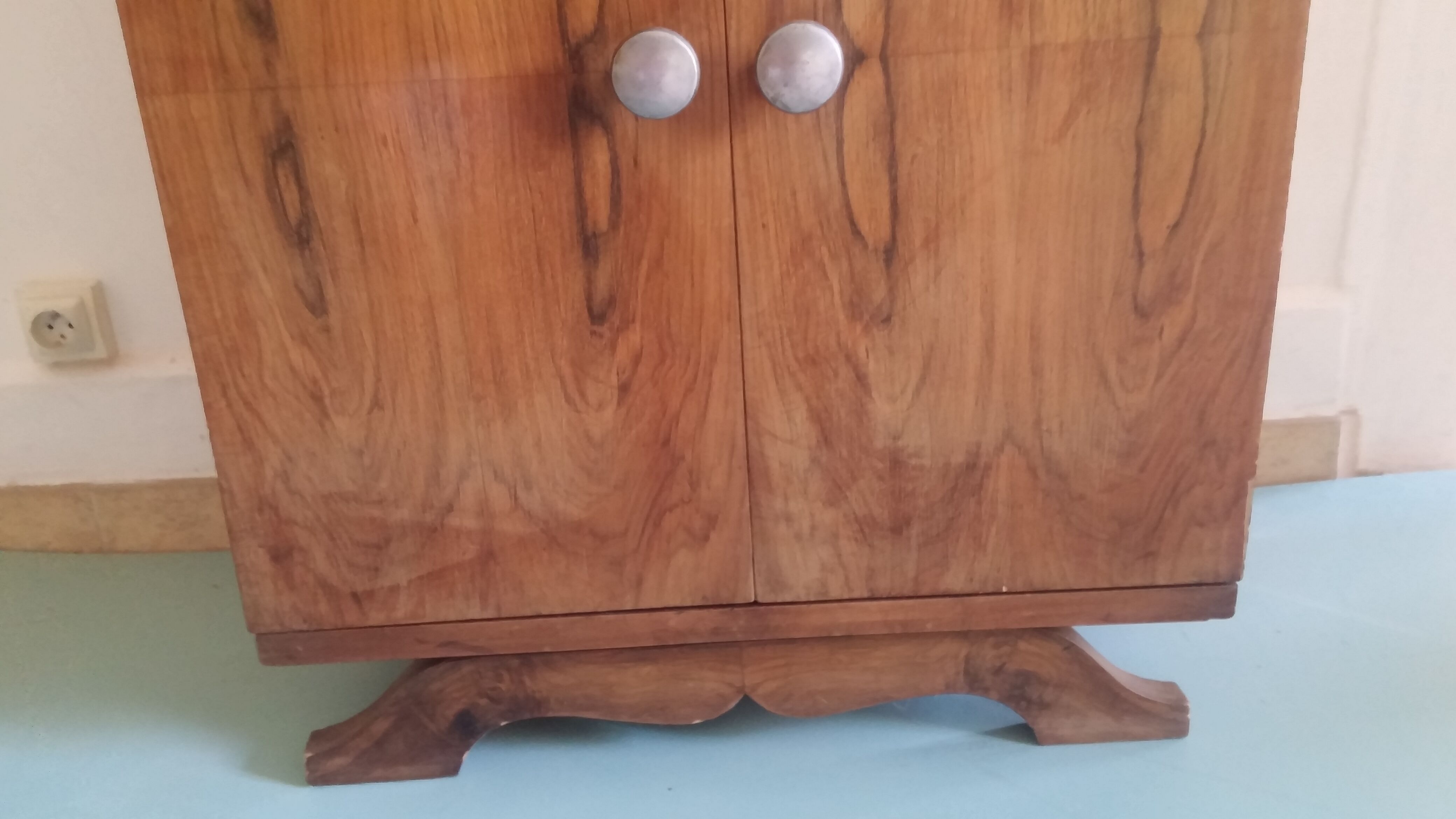 Small buffet 2 doors wooden vintage style art deco