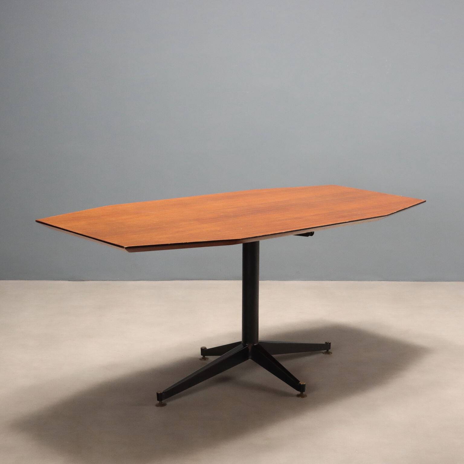 1960s table