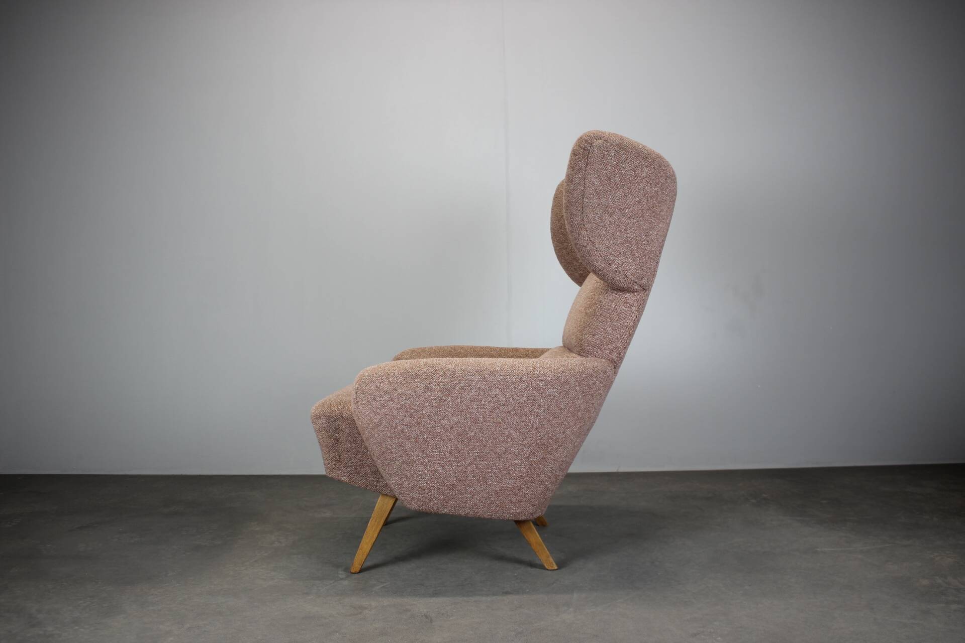 Mid-century wingback lounge chair in pink fabric, Czechoslovakia, 1970s